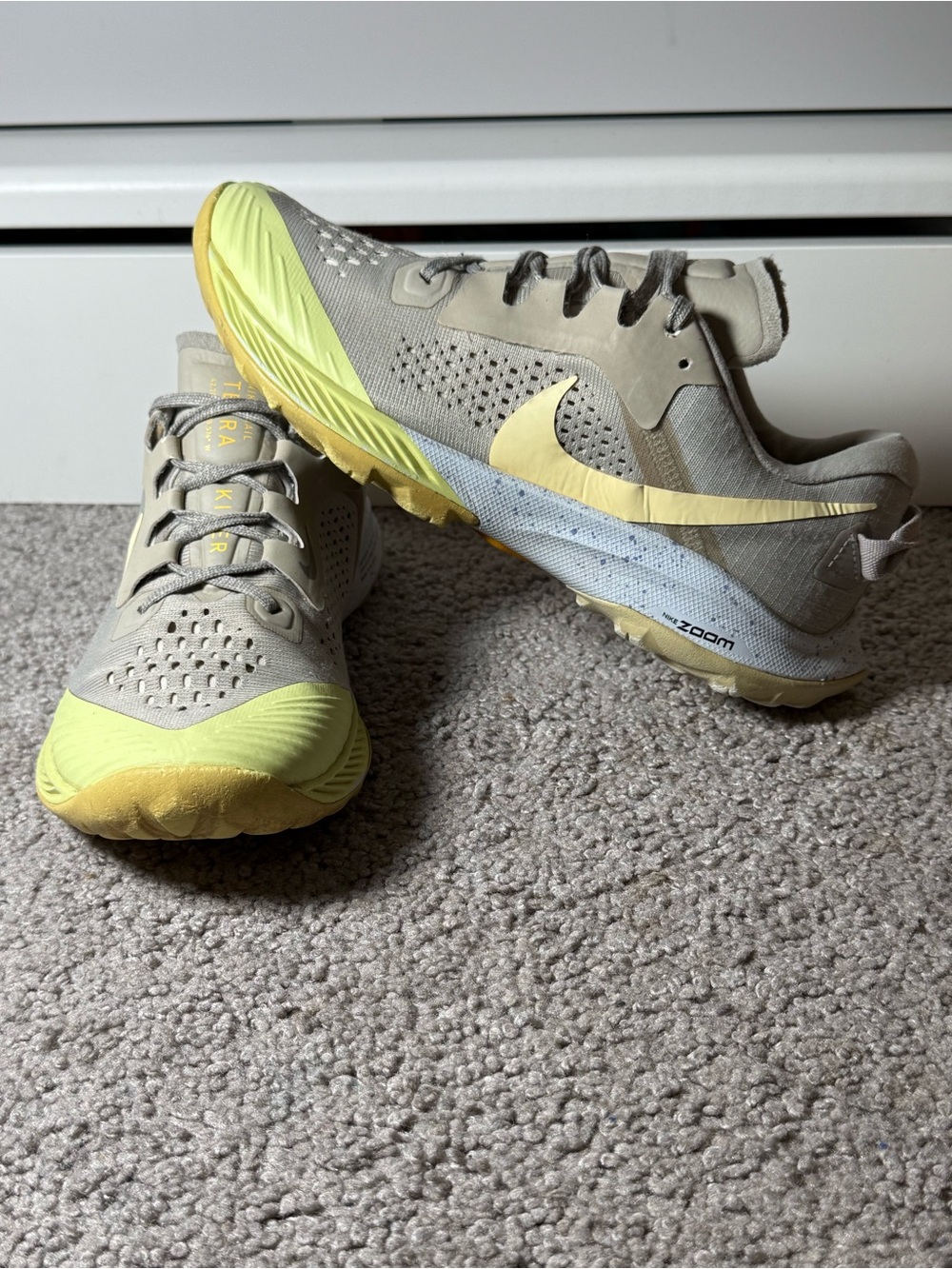 Nike woman’s Beige and Yellow Trail Sneakers